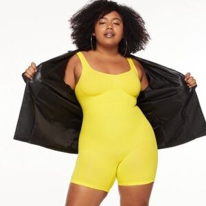 NWT YITTY NEON NEARLY NAKED SHAPING MID THIGH BODYSUIT SIZE XL/XXL